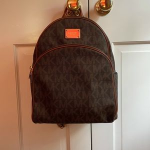 MICHAEL KORS BACKPACK